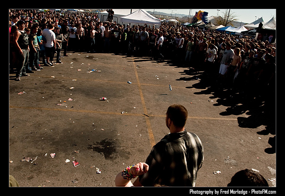 ExtremeThing2009TheCrowd_059