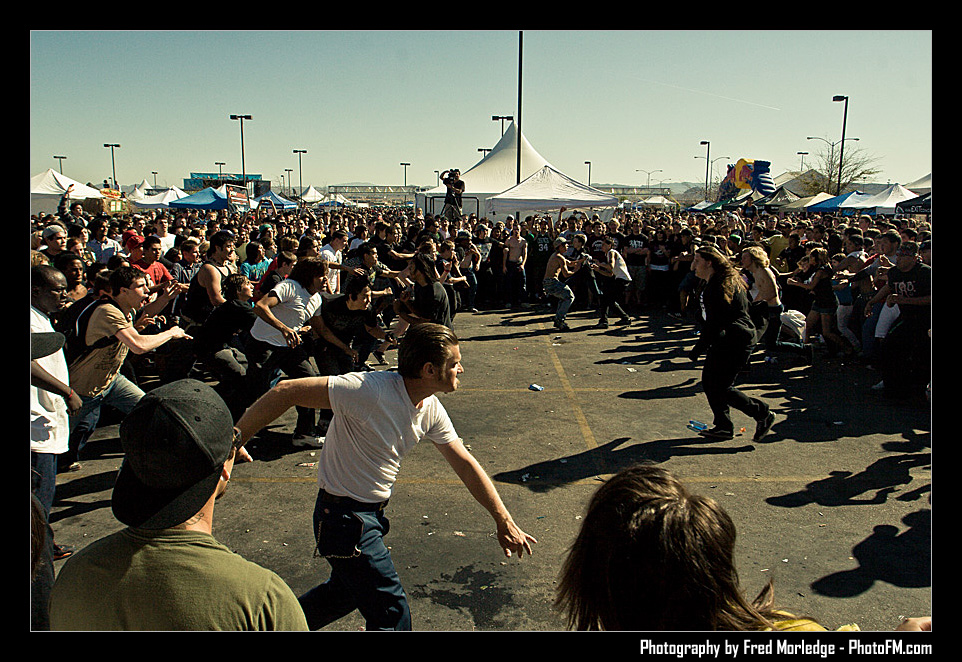 ExtremeThing2009TheCrowd_066
