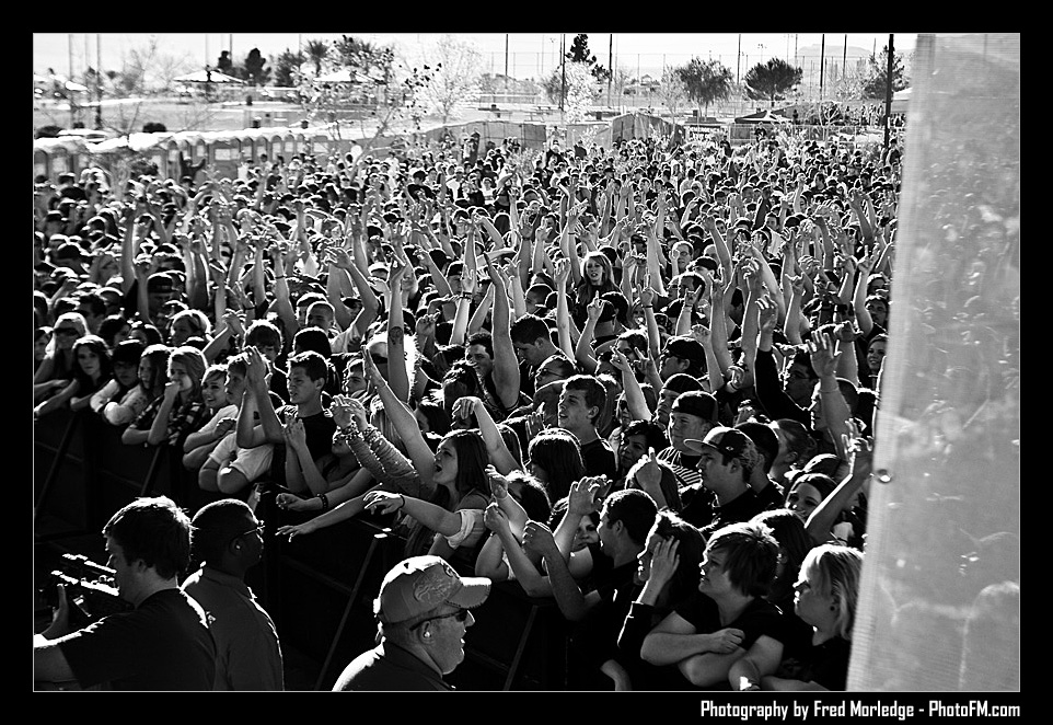 ExtremeThing2009TheCrowd_104