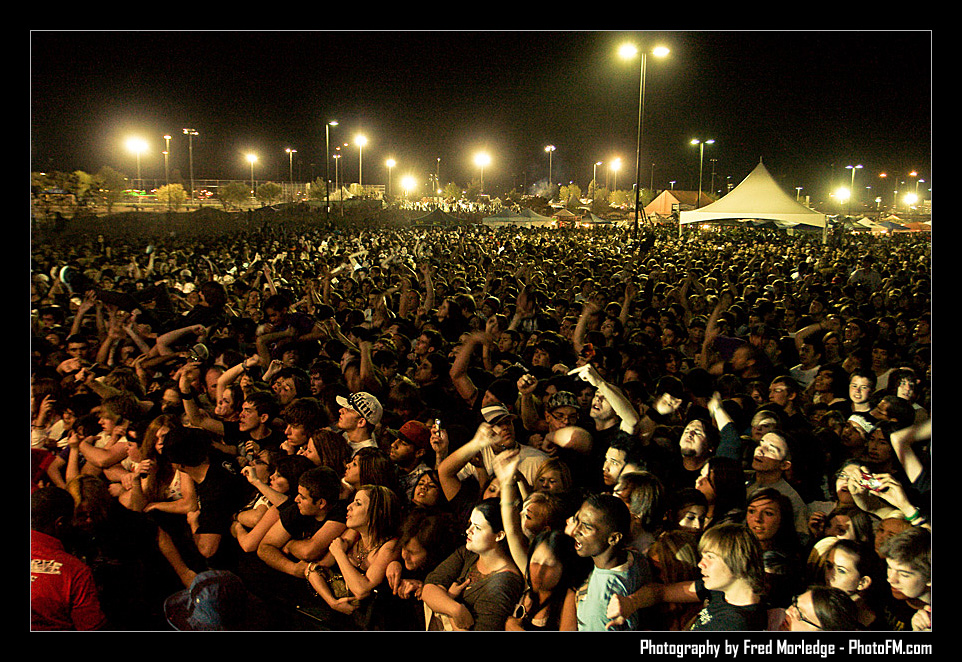 ExtremeThing2009TheCrowd_133