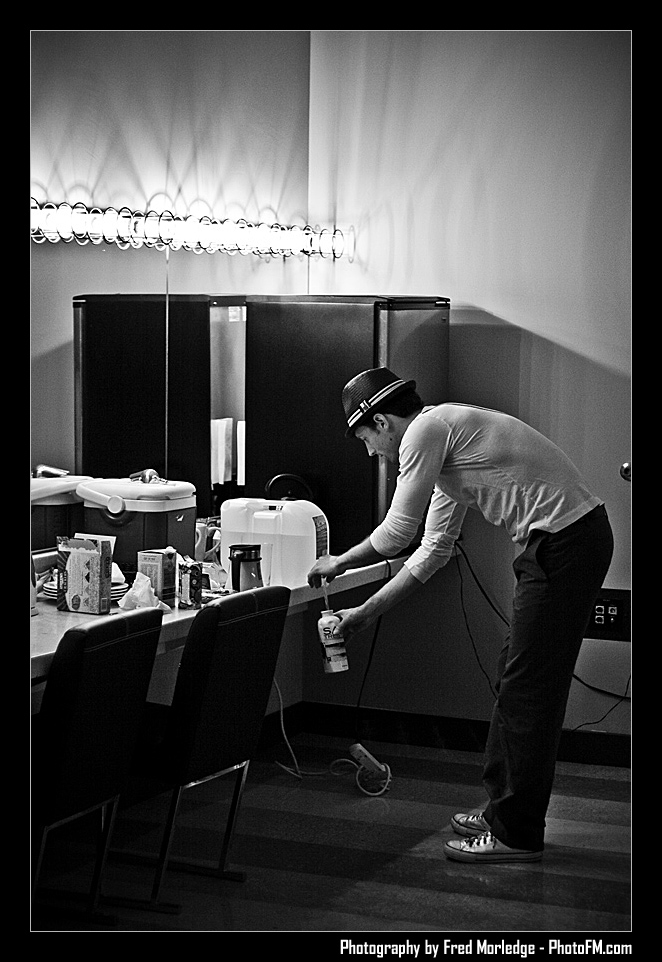 JasonMraz_BackstageCandids_005