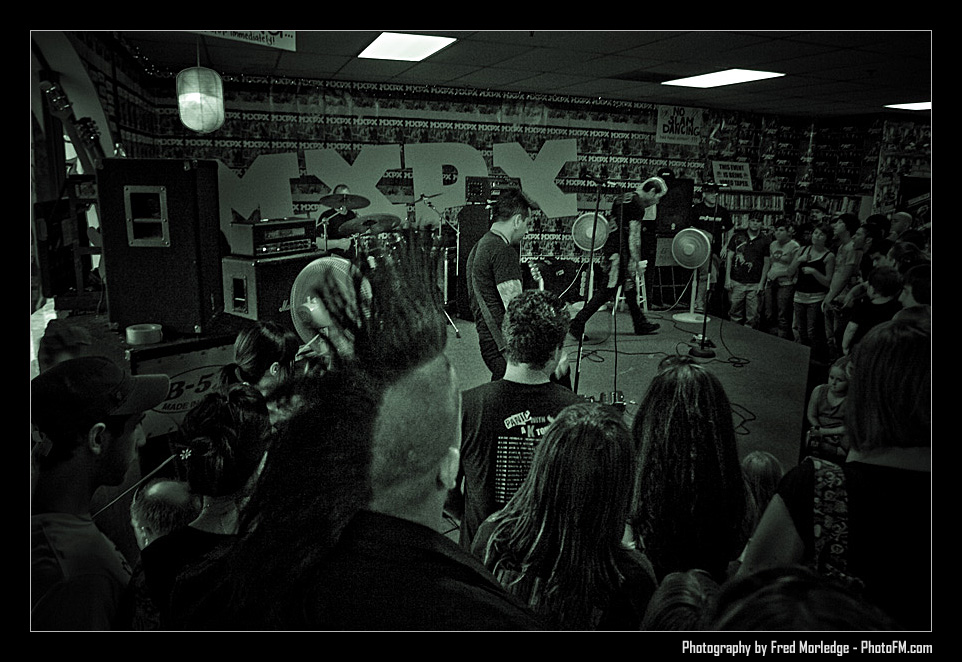 MxPx at Zia Records - July 22nd, 2007 -  Photography by PhotoFM.com - 005