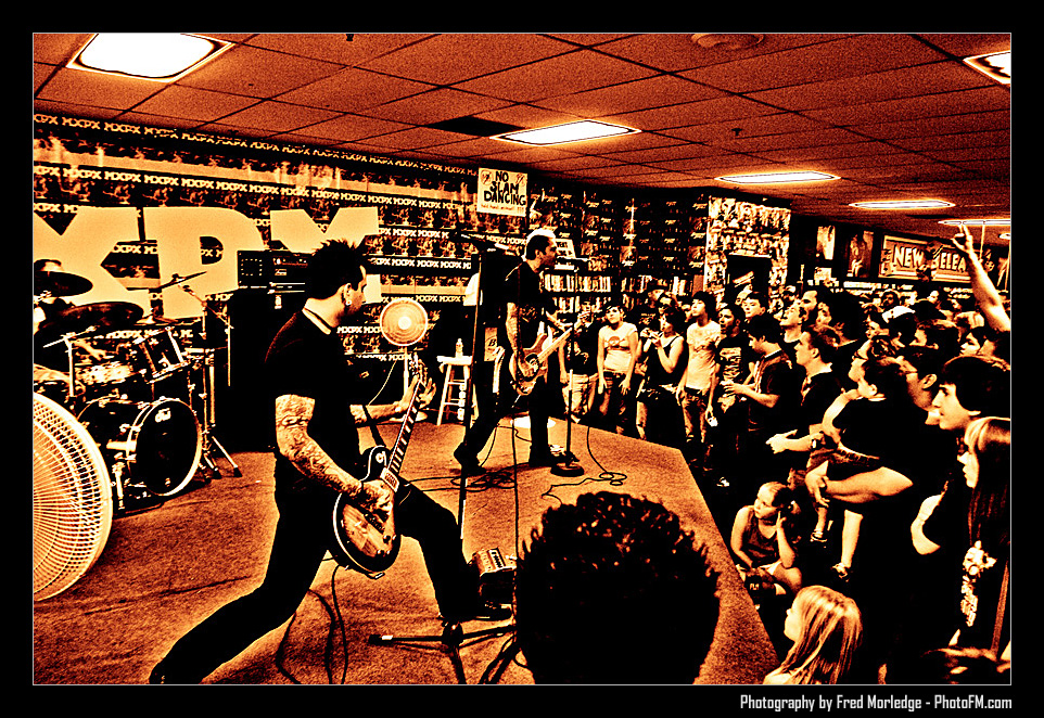 MxPx at Zia Records - July 22nd, 2007 -  Photography by PhotoFM.com - 010