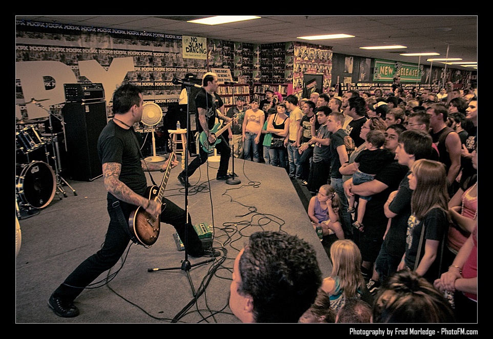 MxPx at Zia Records - July 22nd, 2007 -  Photography by PhotoFM.com - 013