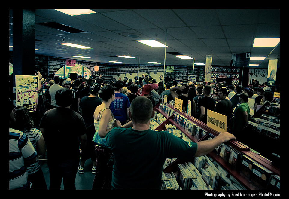 MxPx at Zia Records - July 22nd, 2007 -  Photography by PhotoFM.com - 014