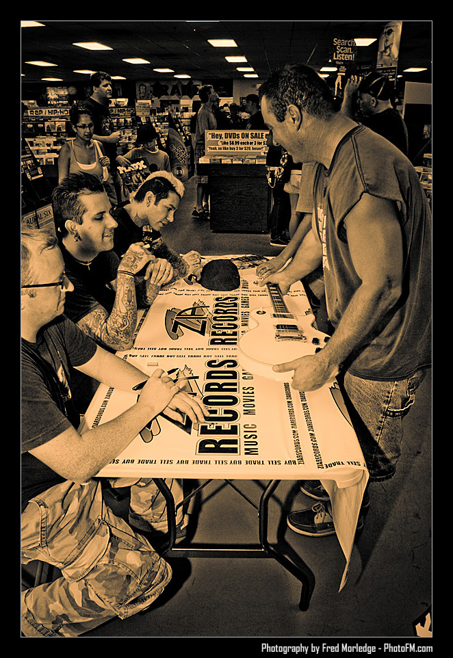 MxPx at Zia Records - July 22nd, 2007 -  Photography by PhotoFM.com - 033