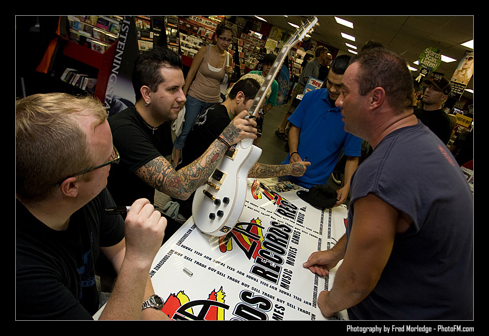 MxPx at Zia Records - July 22nd, 2007 -  Photography by PhotoFM.com - 034