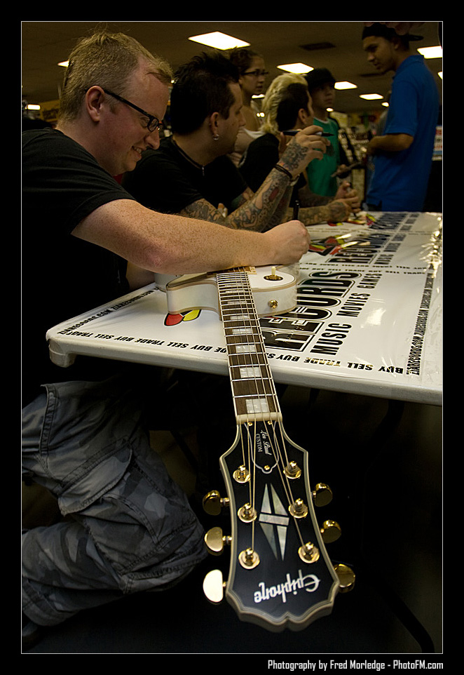 MxPx at Zia Records - July 22nd, 2007 -  Photography by PhotoFM.com - 040