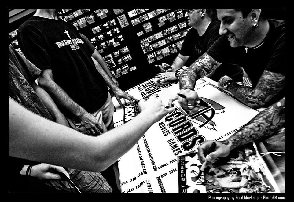 MxPx at Zia Records - July 22nd, 2007 -  Photography by PhotoFM.com - 047