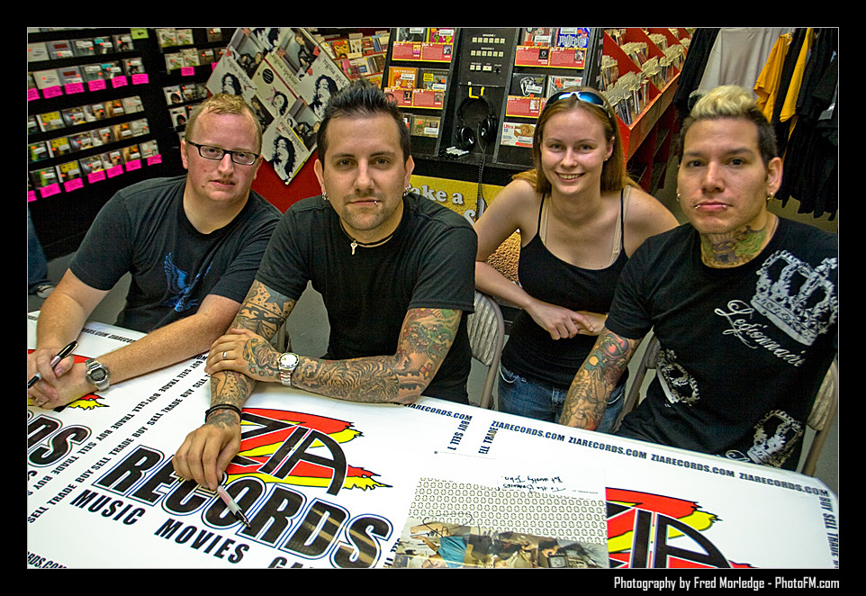 MxPx at Zia Records - July 22nd, 2007 -  Photography by PhotoFM.com - 048