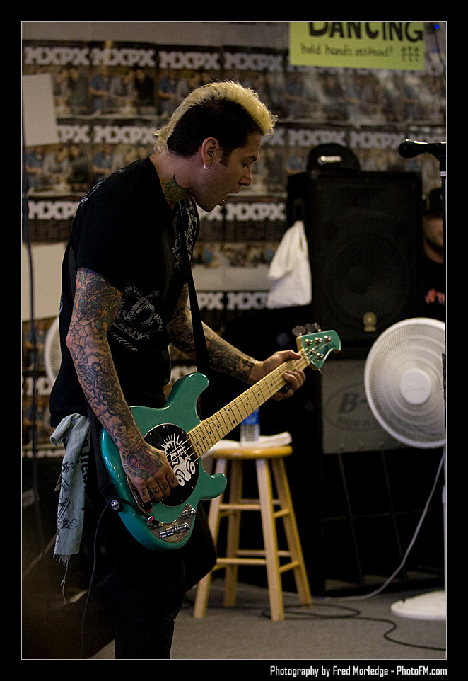 MxPx at Zia Records - July 22nd, 2007 -  Photography by PhotoFM.com - 084