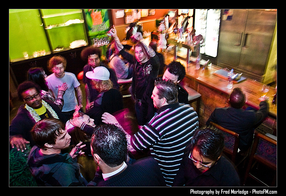 OpiumAlibiFreakinFrogCrowdPhotos_034