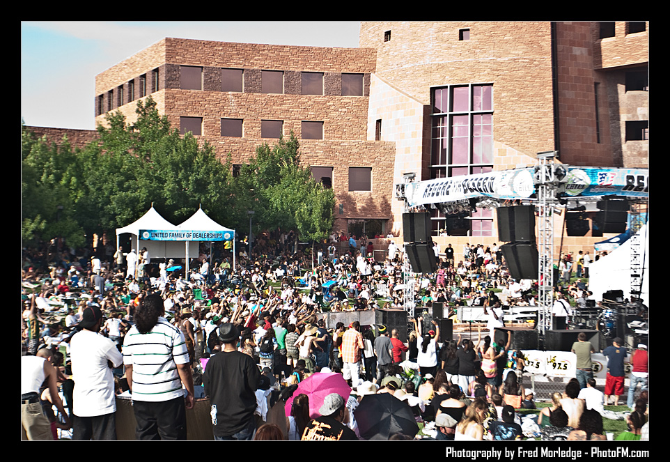 ReggaeInTheDesert2009Crowd014