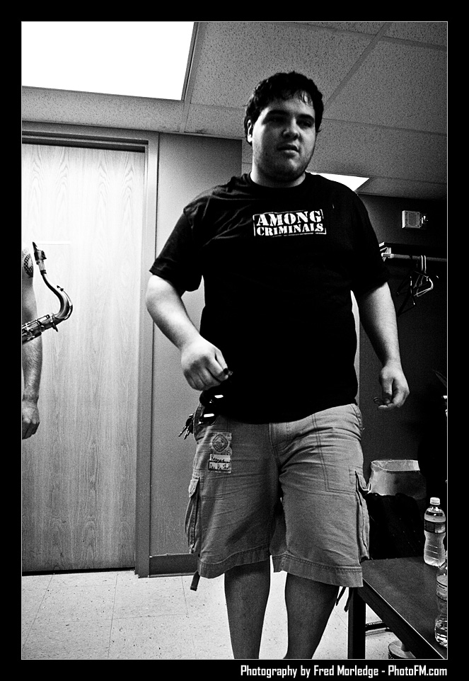 ReggaeInTheDesert2009OnePinShort029