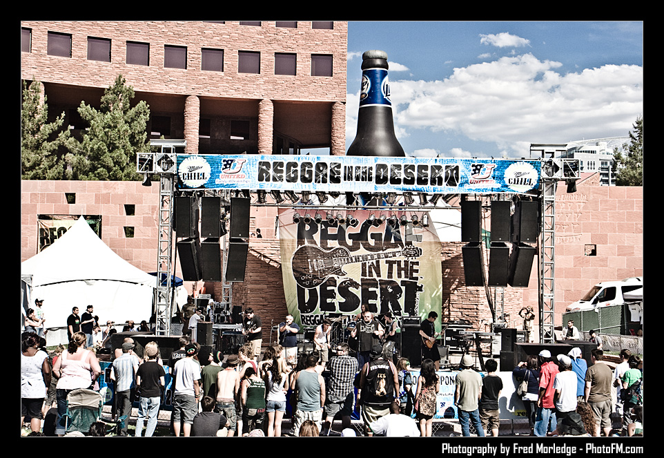 ReggaeInTheDesert2009OnePinShort039