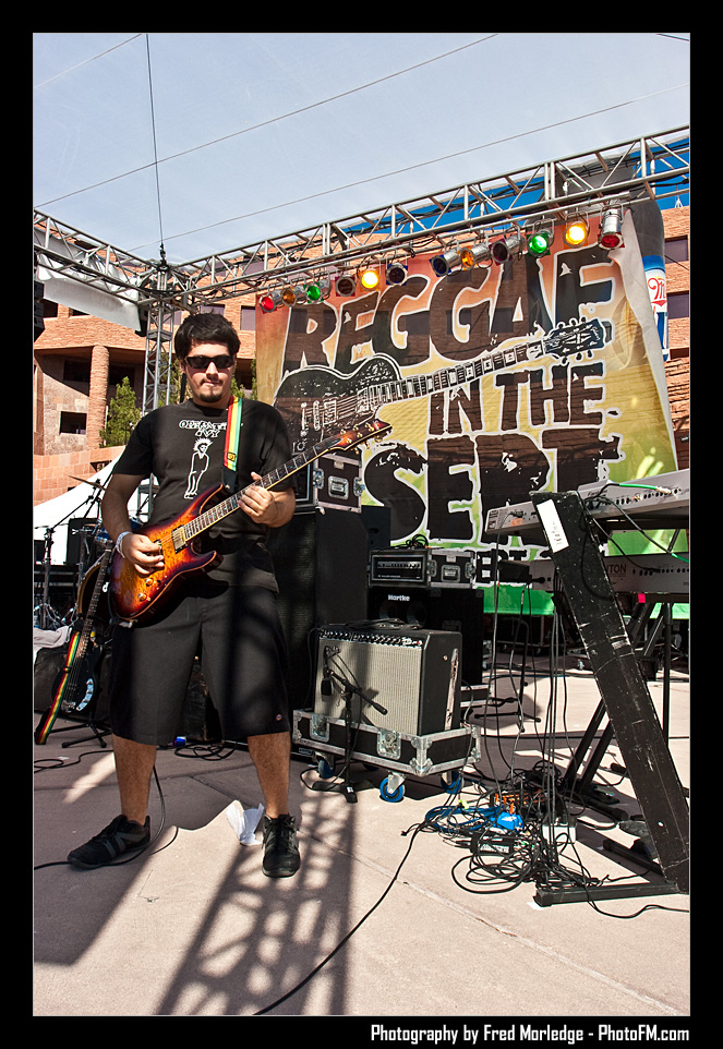 ReggaeInTheDesert2009OnePinShort046