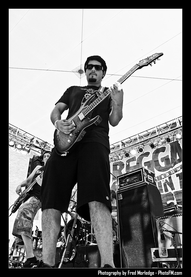ReggaeInTheDesert2009OnePinShort047