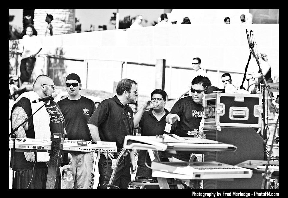 ReggaeInTheDesert2009OnePinShort079