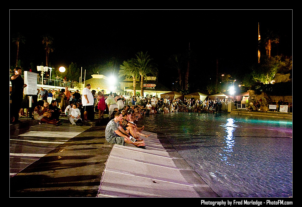 RockNRollWineMandalayBayBeach2008_067