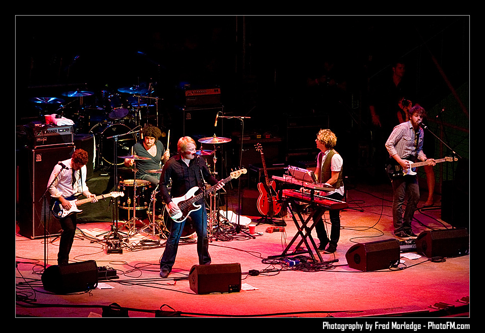 RockNRollWineMandalayBayBeach2008_102