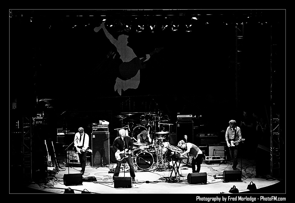 RockNRollWineMandalayBayBeach2008_108