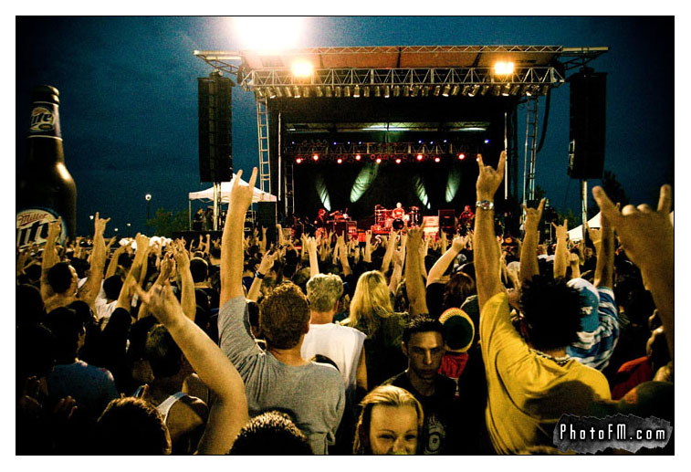 The Crowd - Red White and Boom 2006 - Photos by PhotoFM.com - 49