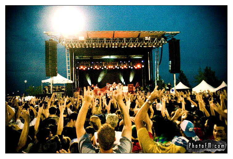 The Crowd - Red White and Boom 2006 - Photos by PhotoFM.com - 50