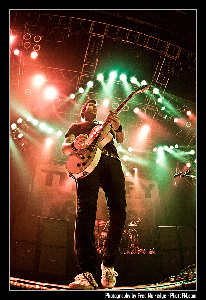 HouseOfBluesTheoryOfADeadMan_005
