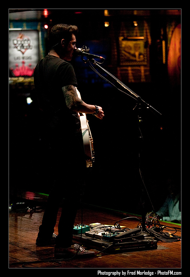 HouseOfBluesTheoryOfADeadMan_013