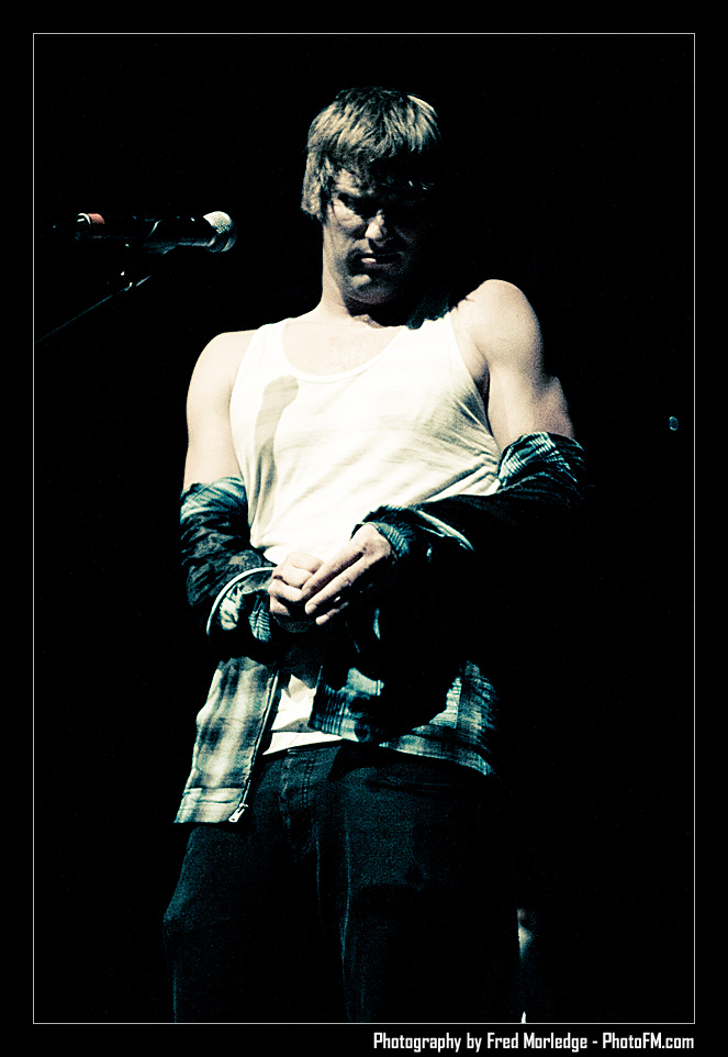 AirRaidAnthemHouseOfBlues_025