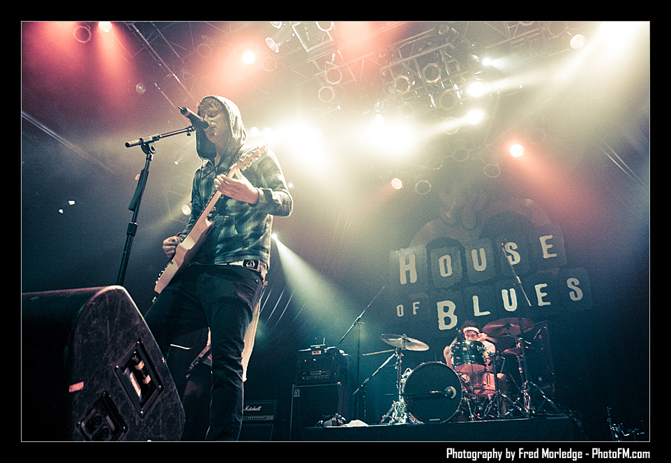 AirRaidAnthemHouseOfBlues_114