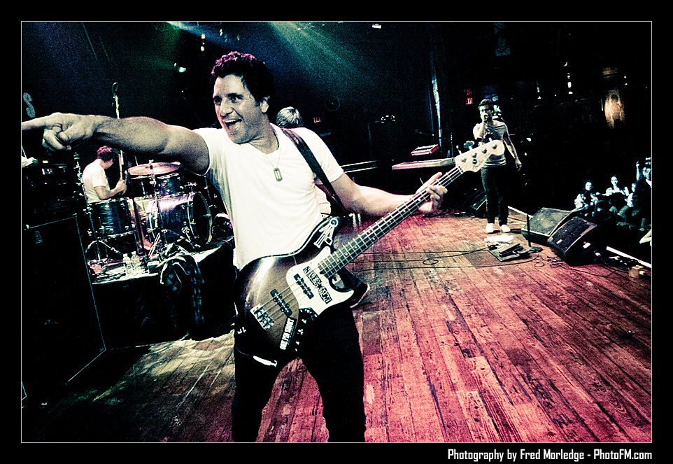 AirRaidAnthemHouseOfBlues_154