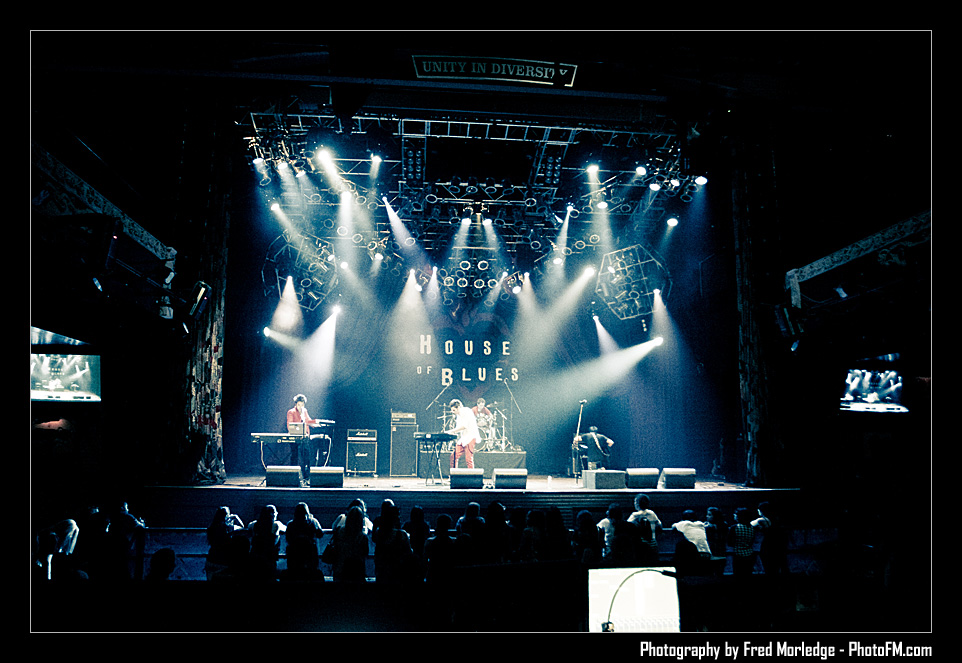 RedWineRewindHouseOfBlues_064