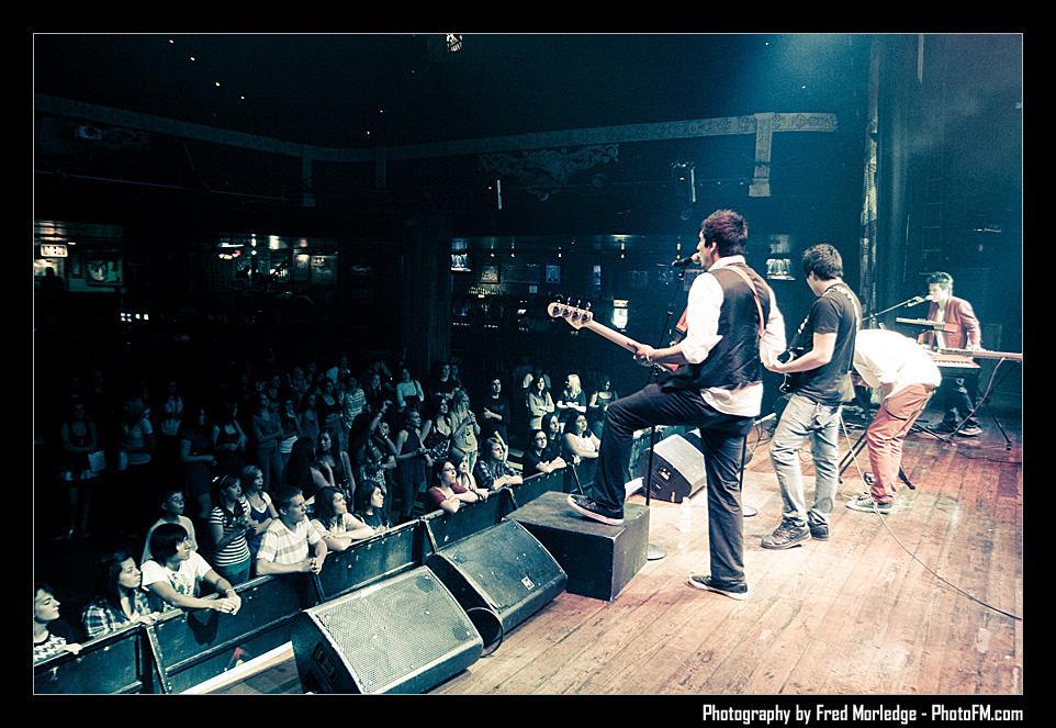 RedWineRewindHouseOfBlues_077