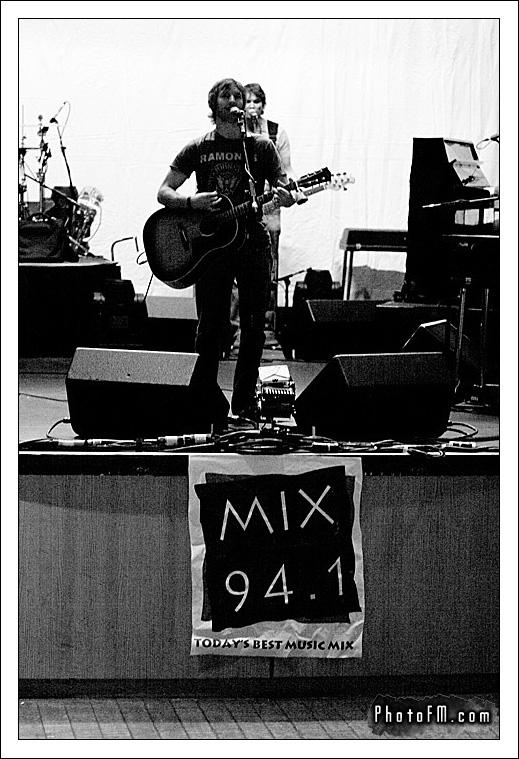James Blunt Photos - Mix 94.1's Underground Lounge - Photos by PhotoFM - 20