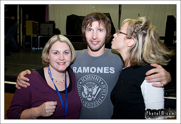 James Blunt Photos - Mix 94.1's Underground Lounge - Photos by PhotoFM - 49