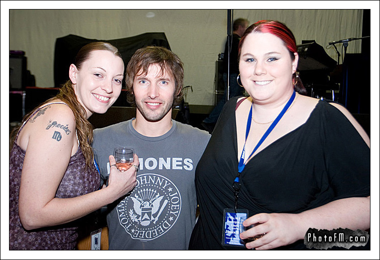 James Blunt Photos - Mix 94.1's Underground Lounge - Photos by PhotoFM - 60