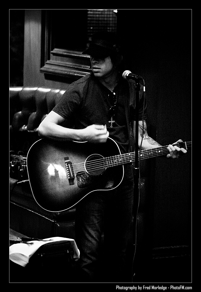 Pat Monahan of Train - Mix 94.1 Underground Lounge - Hard Rock Las Vegas, NV - Body English - 10.5.2007 - 050