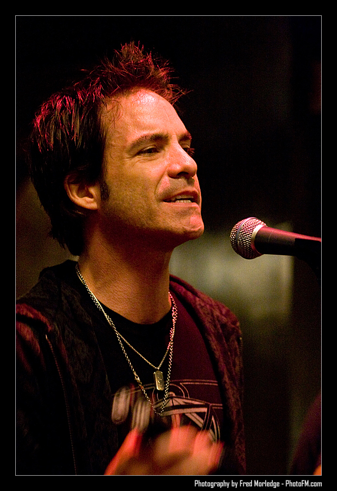 Pat Monahan of Train - Mix 94.1 Underground Lounge - Hard Rock Las Vegas, NV - Body English - 10.5.2007 - 054